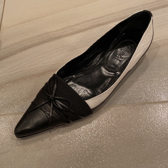 Good condition shoes - Picture 3 of 4